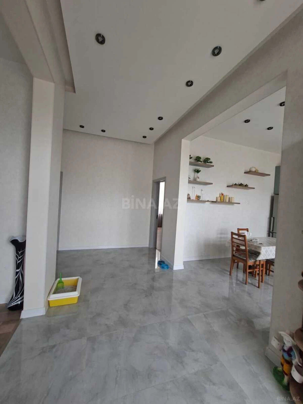 Satılır 4 otaqlı həyət evi 140 m²