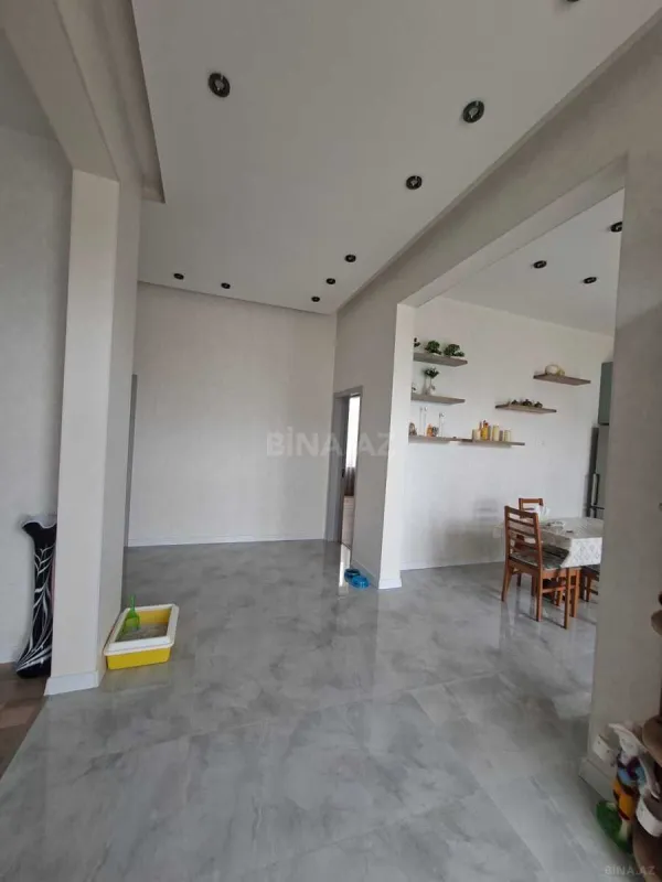 Satılır 4 otaqlı həyət evi 140 m²