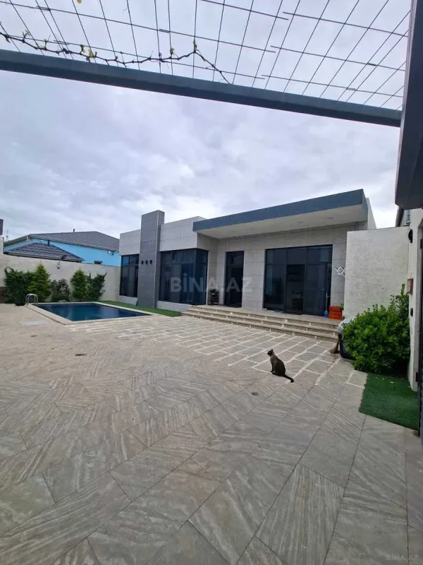 Satılır 4 otaqlı həyət evi 140 m²