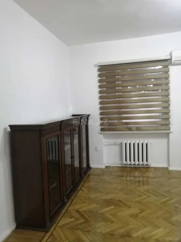 Kirayə verilir 3 otaqlı ofis 60 m²