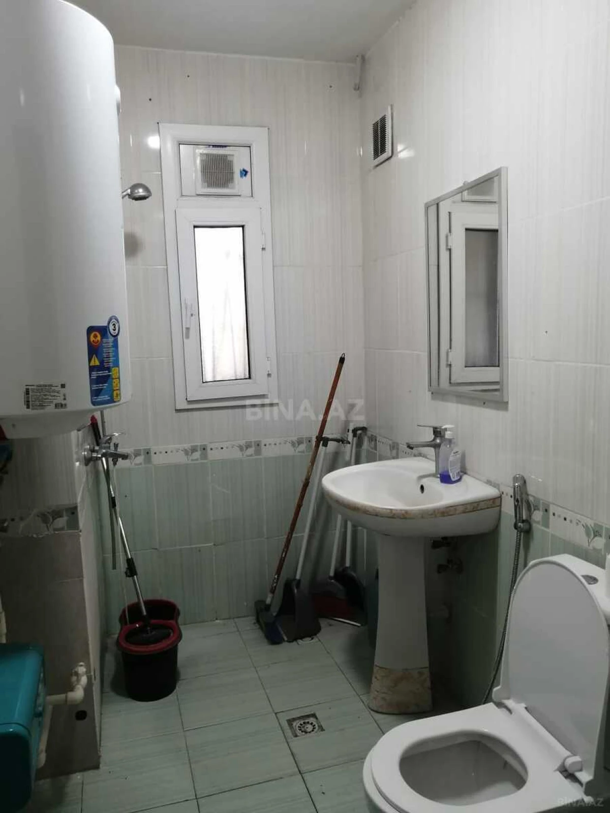 Kirayə verilir 3 otaqlı ofis 60 m²