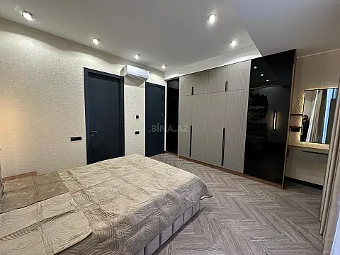 Satılır 3 otaqlı mənzil 143 m²