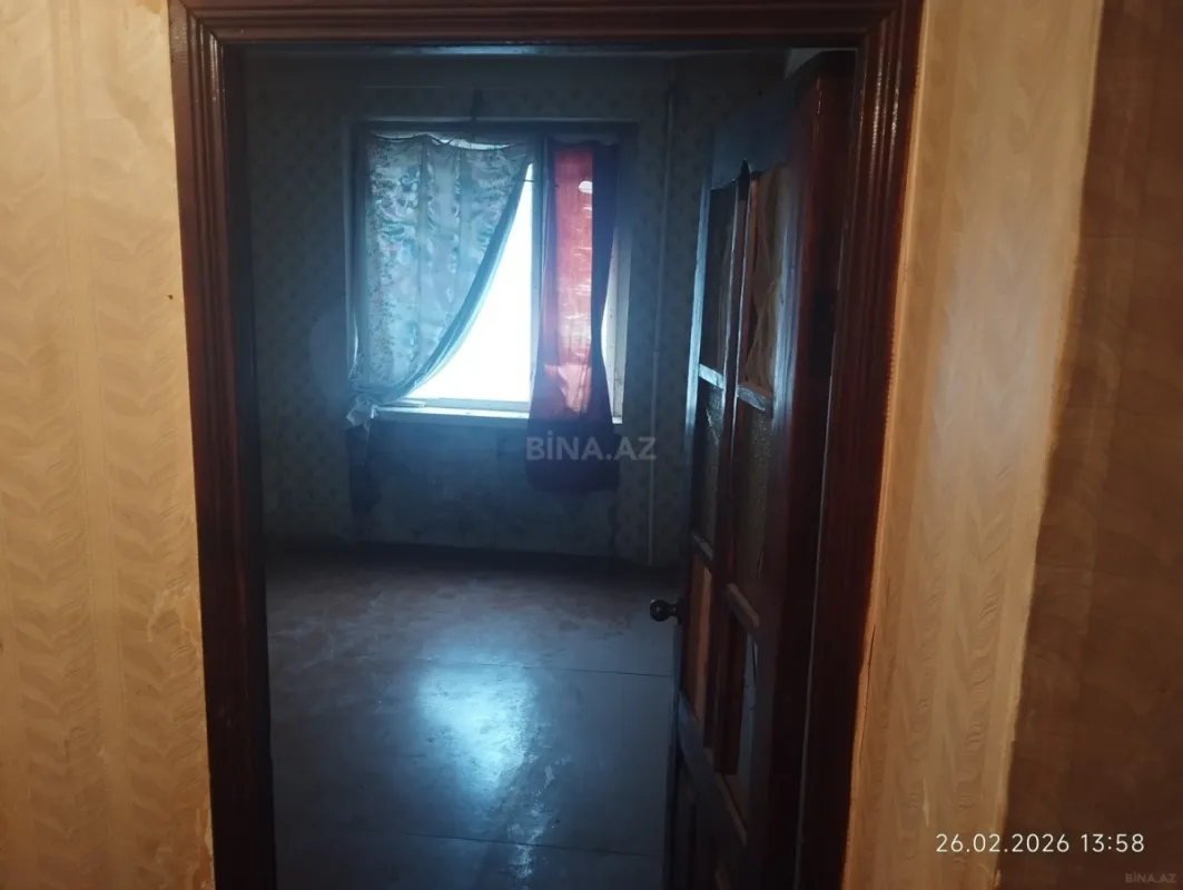 Satılır 5 otaqlı mənzil 100 m²