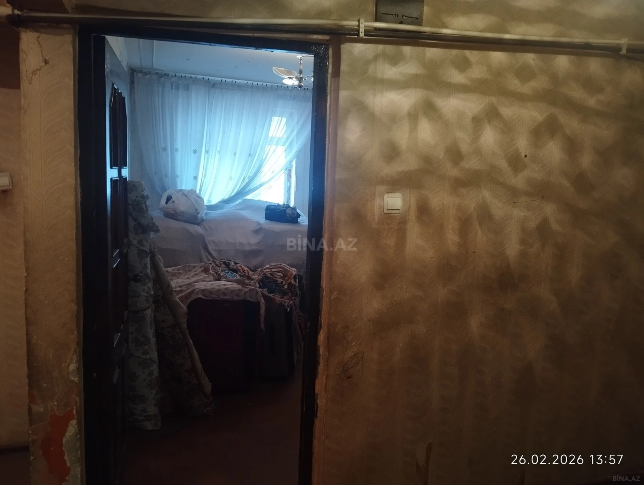 Satılır 5 otaqlı mənzil 100 m²