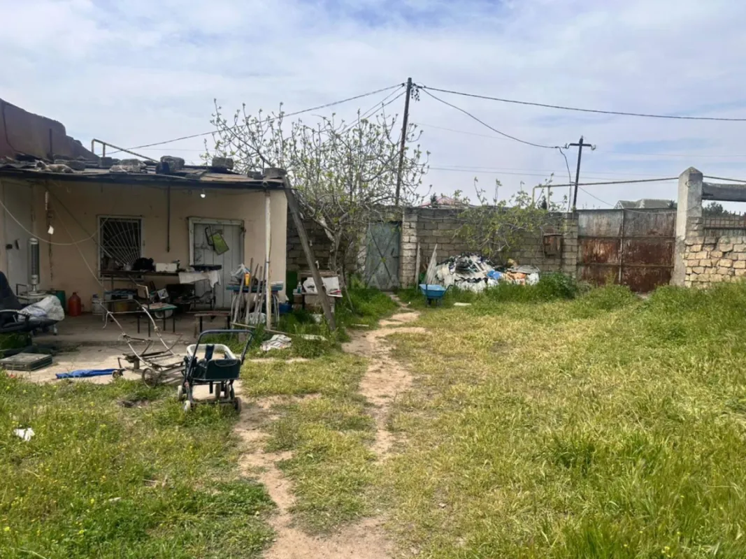 Satılır 2 otaqlı həyət evi 70 m²