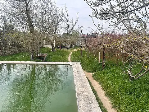 Satılır 2 otaqlı həyət evi 70 m²