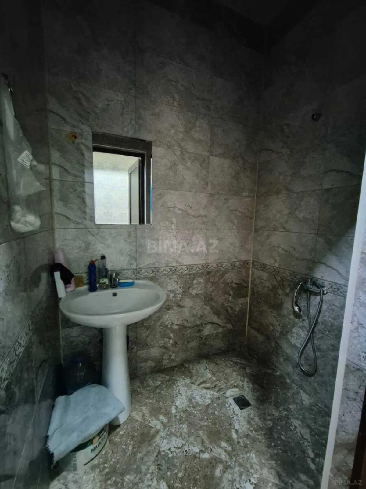 Satılır 2 otaqlı mənzil 57 m²