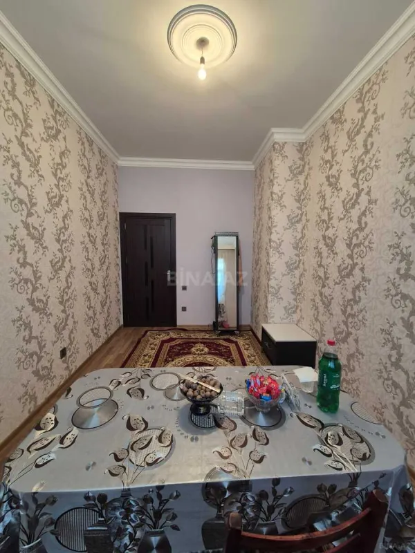 Satılır 2 otaqlı mənzil 57 m²