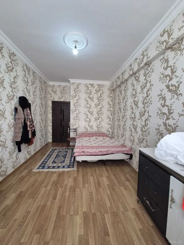 Satılır 2 otaqlı mənzil 57 m²