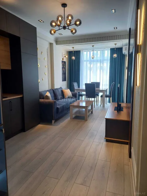 Kirayə verilir 2 otaqlı mənzil 66 m²