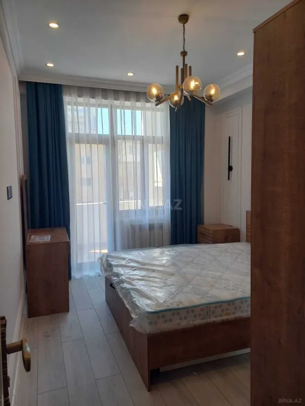 Kirayə verilir 2 otaqlı mənzil 66 m²