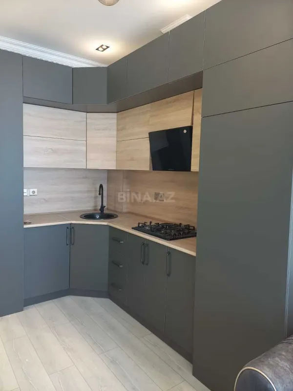 Kirayə verilir 2 otaqlı mənzil 66 m²