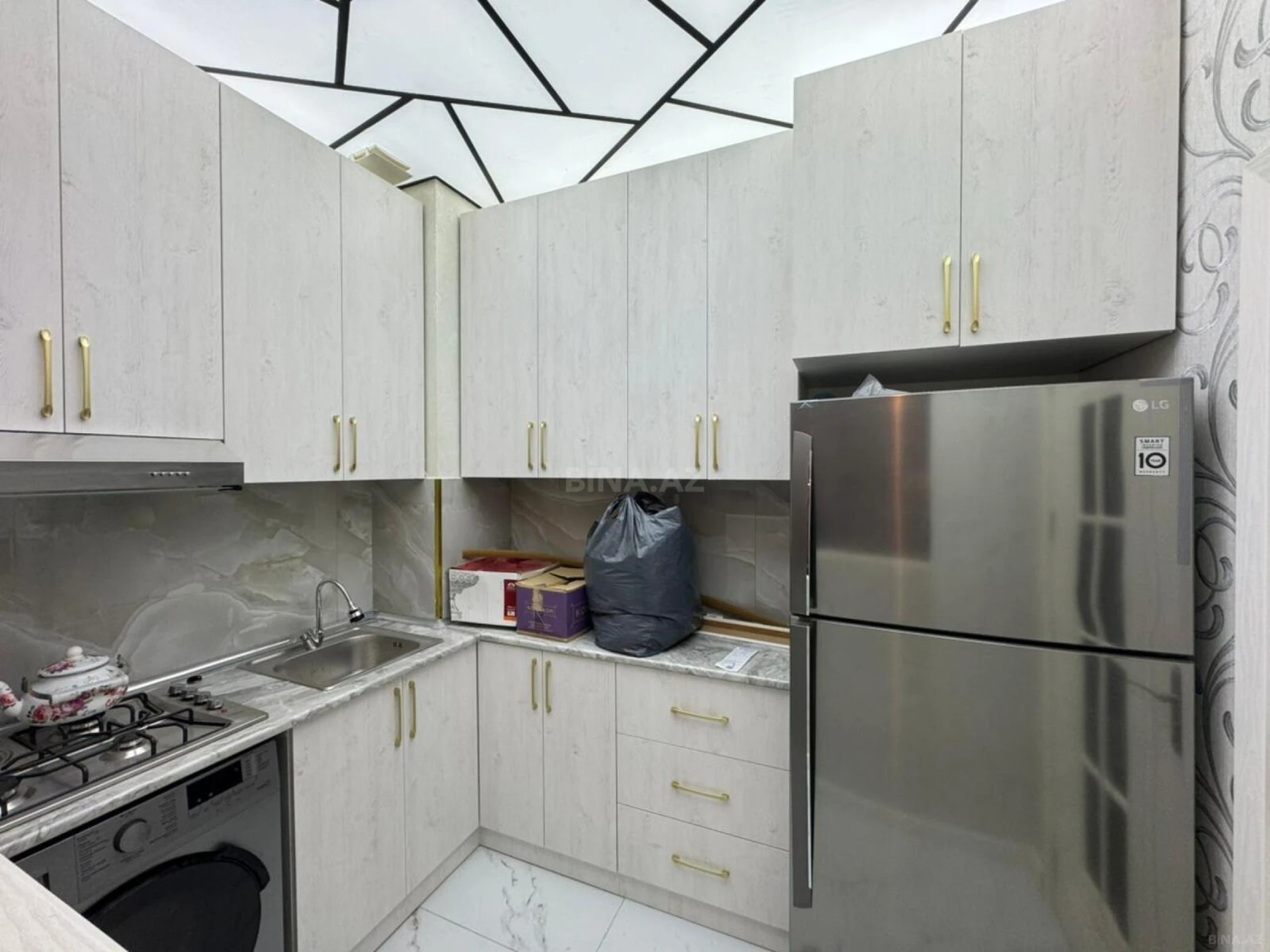 Kirayə verilir 3 otaqlı mənzil 105 m²