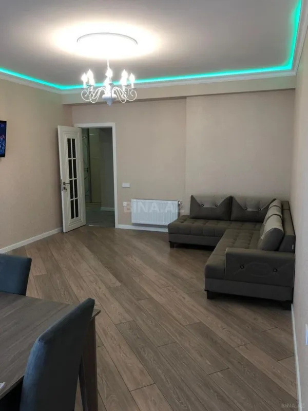 Kirayə verilir 2 otaqlı mənzil 100.3 m²
