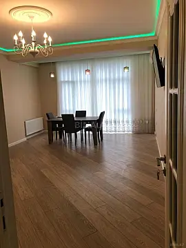 Kirayə verilir 2 otaqlı mənzil 100.3 m²