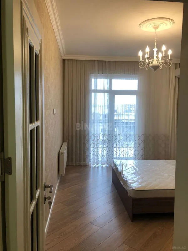 Kirayə verilir 2 otaqlı mənzil 100.3 m²