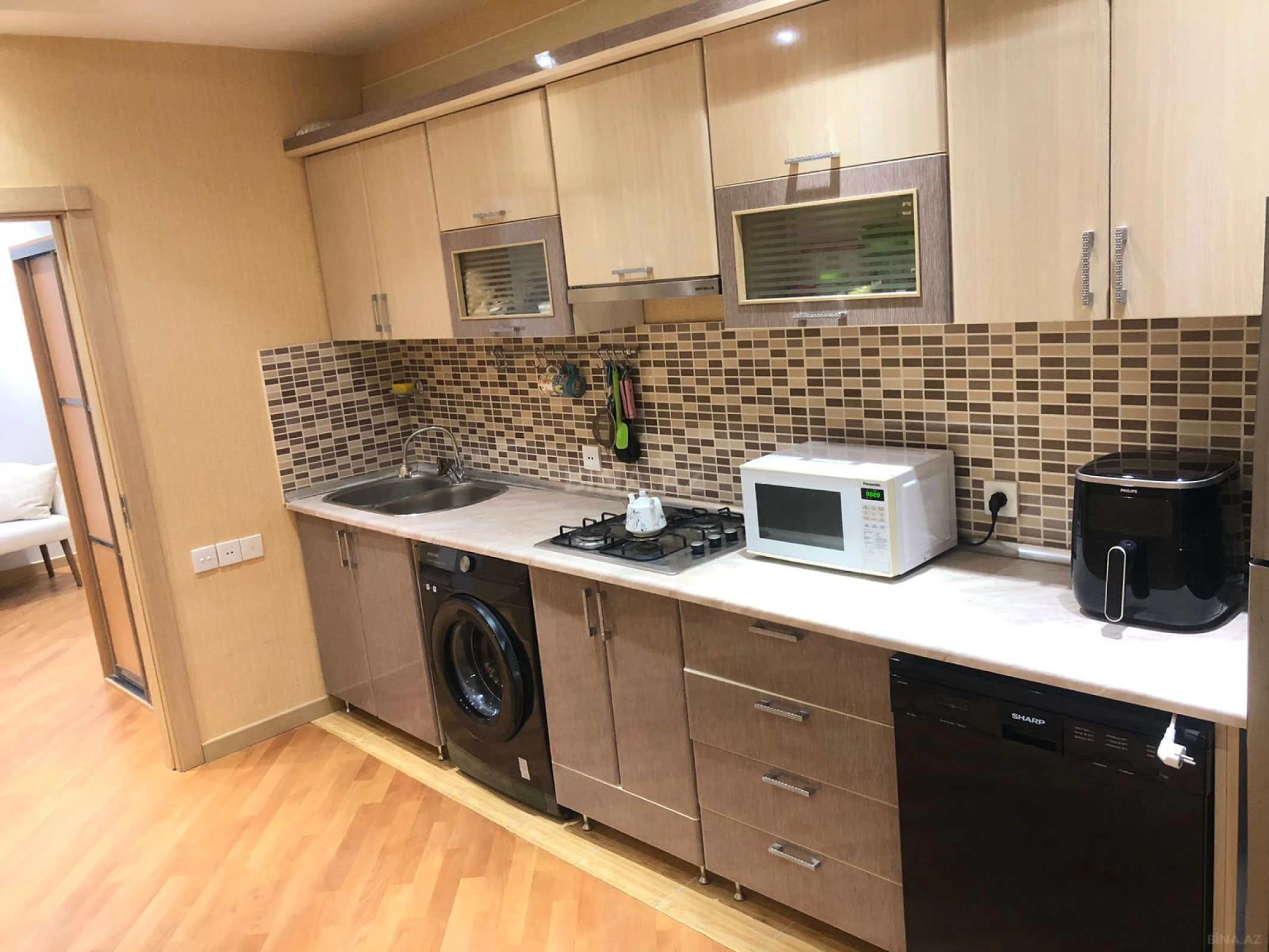 Satılır 3 otaqlı mənzil 115 m²