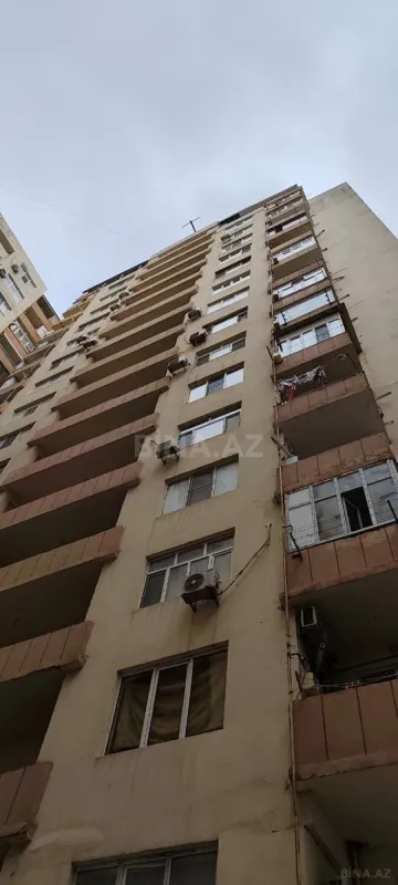 Satılır 3 otaqlı mənzil 83 m²