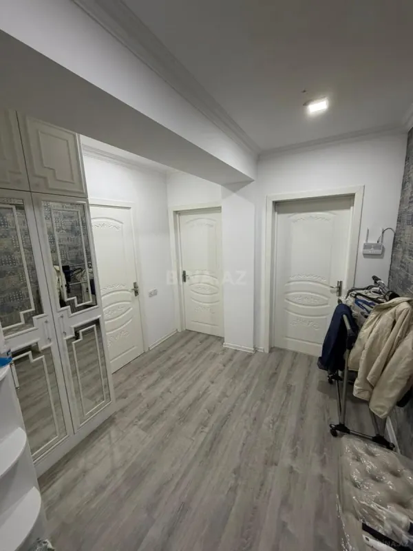 Satılır 2 otaqlı mənzil 63 m²