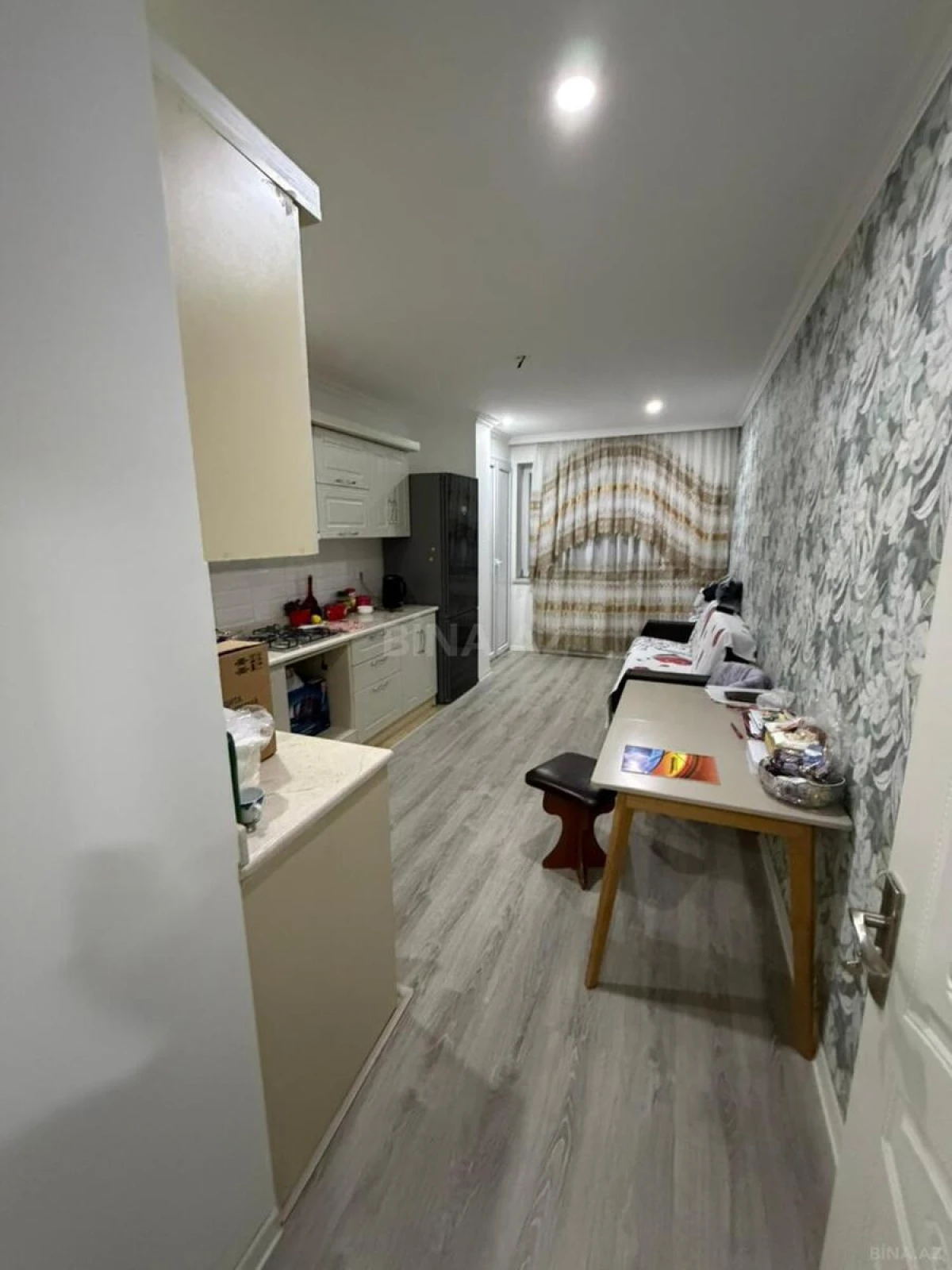 Satılır 2 otaqlı mənzil 63 m²
