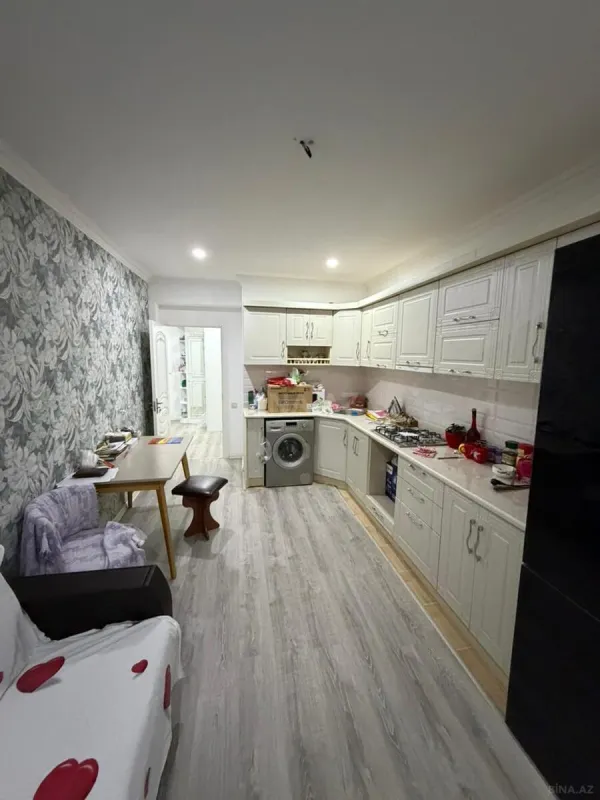 Satılır 2 otaqlı mənzil 63 m²