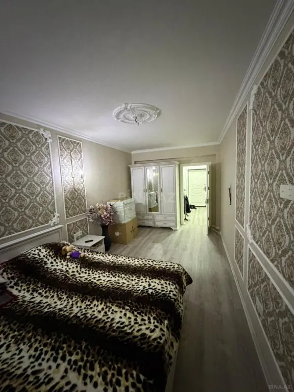 Satılır 2 otaqlı mənzil 63 m²