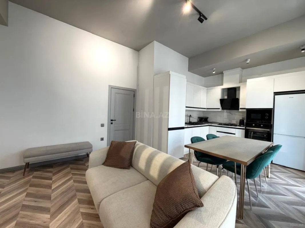 Kirayə verilir 2 otaqlı mənzil 70 m²