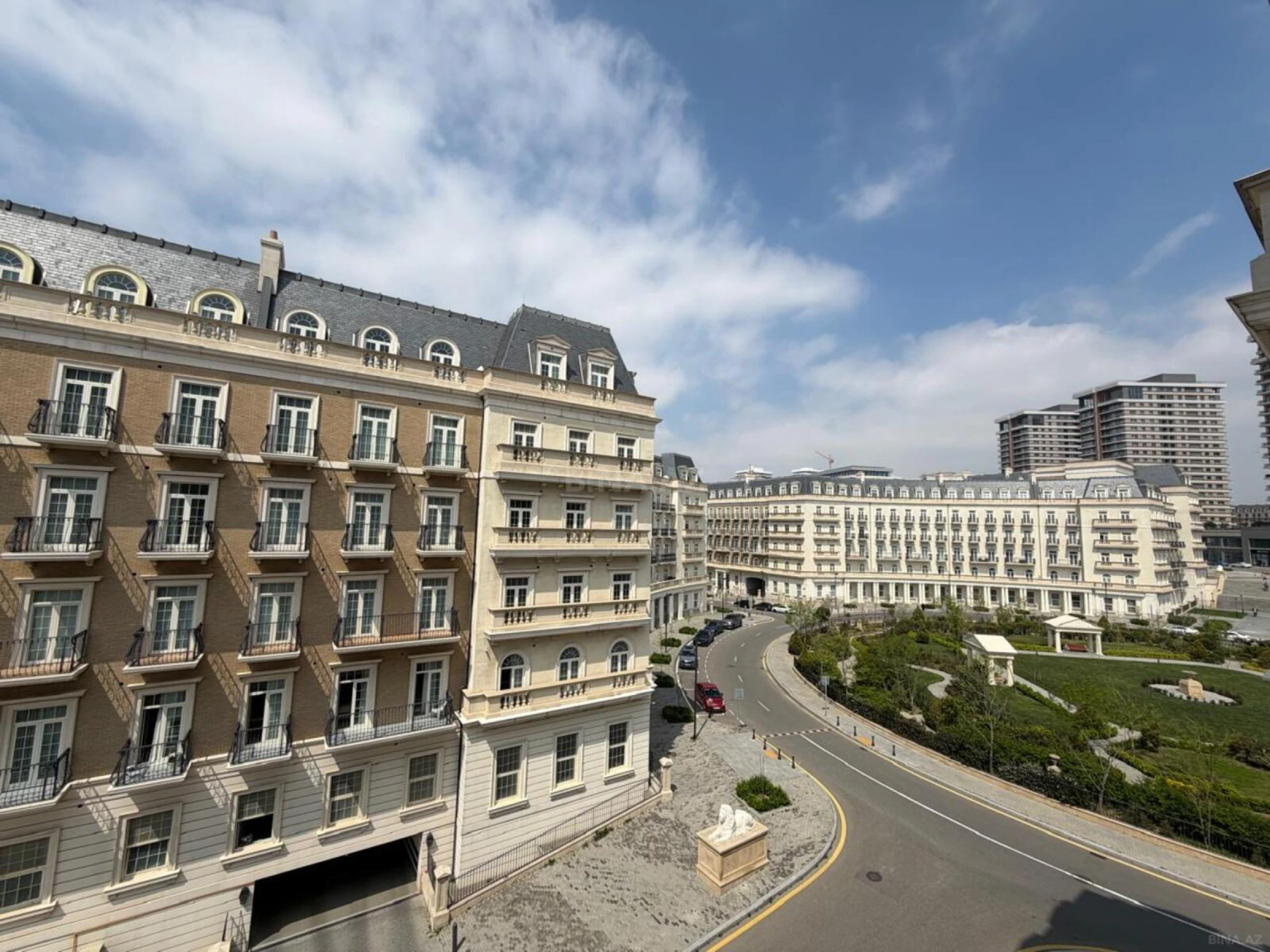 Kirayə verilir 2 otaqlı mənzil 70 m²