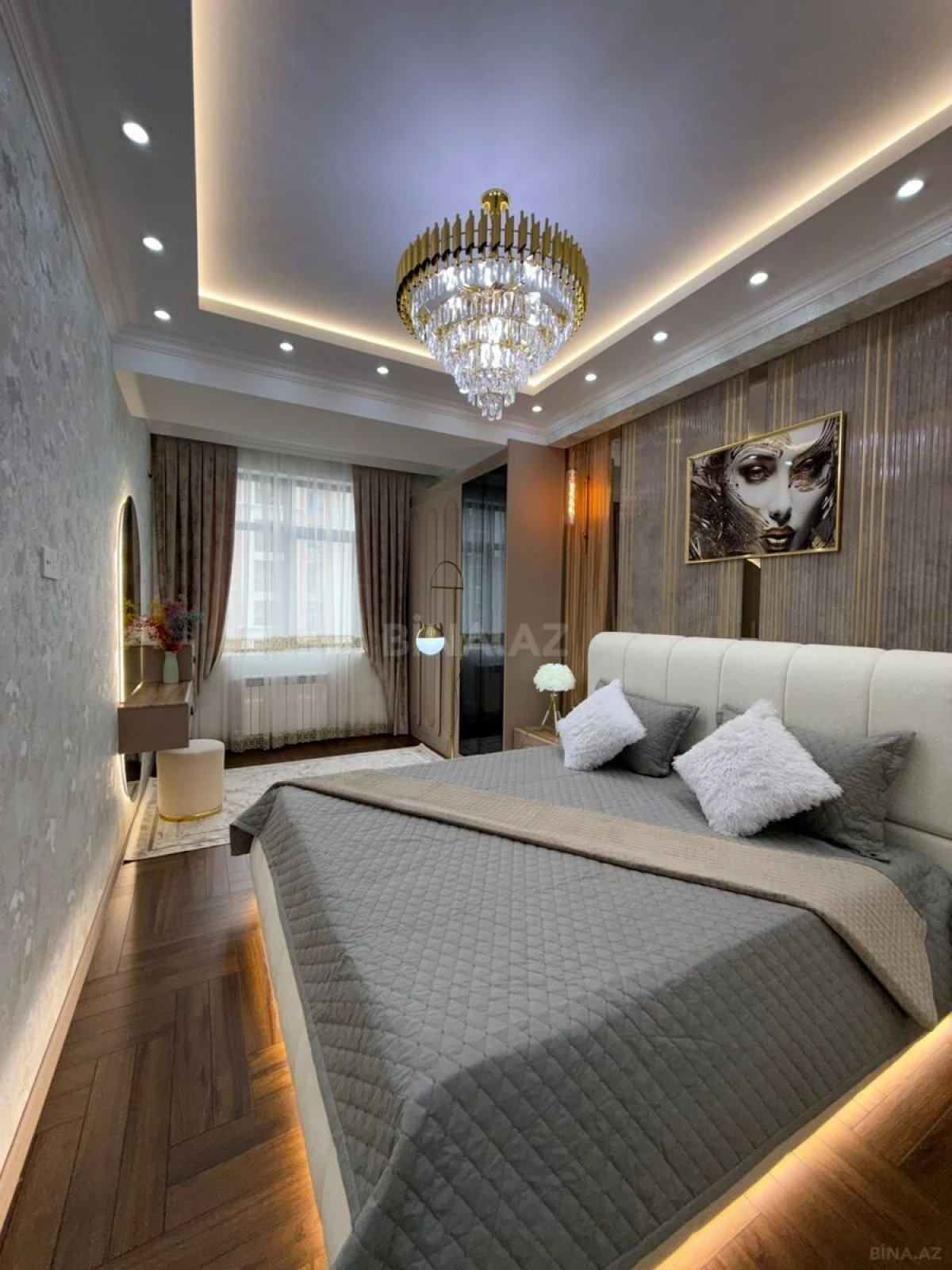 Satılır 3 otaqlı mənzil 127 m²