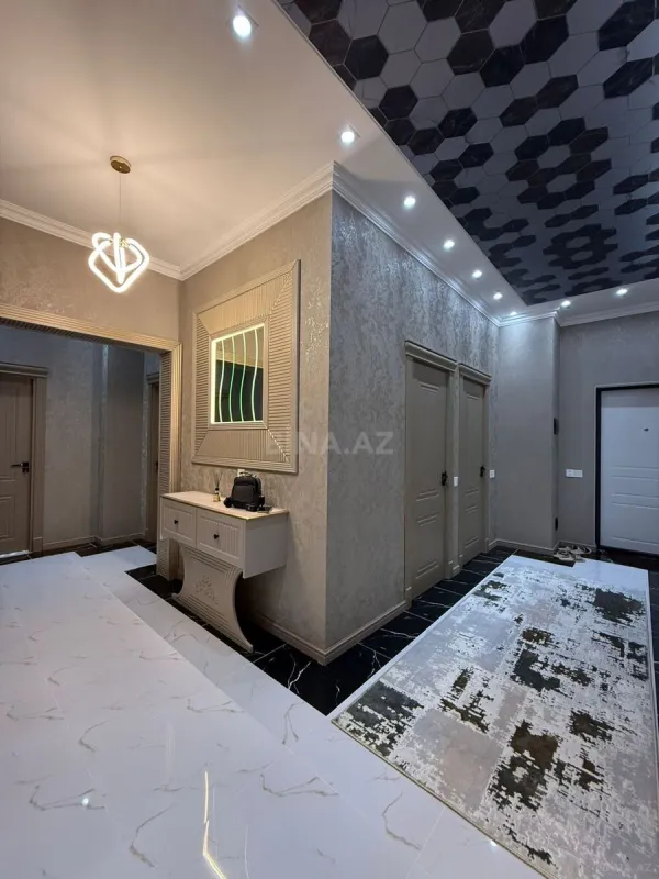 Satılır 3 otaqlı mənzil 127 m²