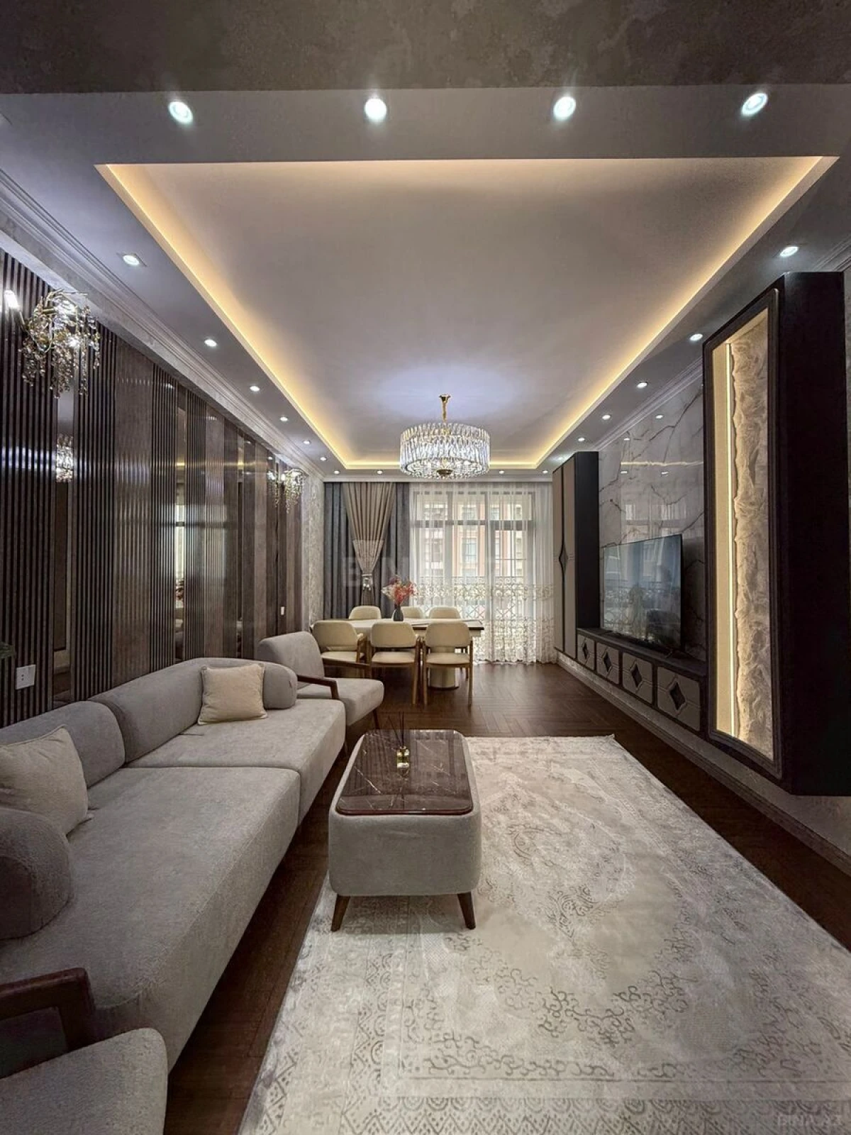 Satılır 3 otaqlı mənzil 127 m²