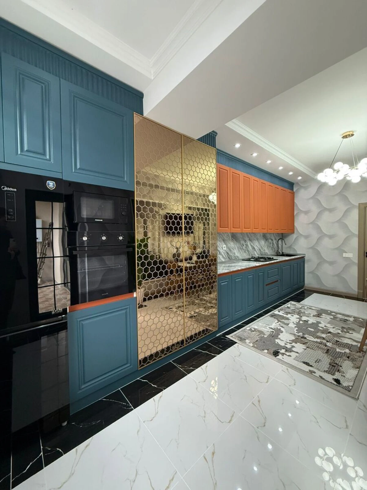 Satılır 3 otaqlı mənzil 127 m²