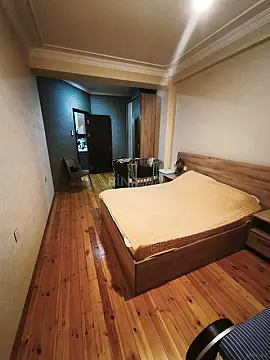 Satılır 3 otaqlı mənzil 93 m²