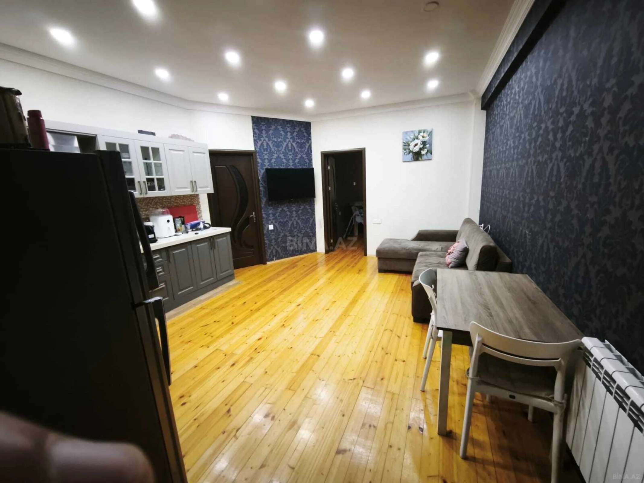 Satılır 3 otaqlı mənzil 93 m²