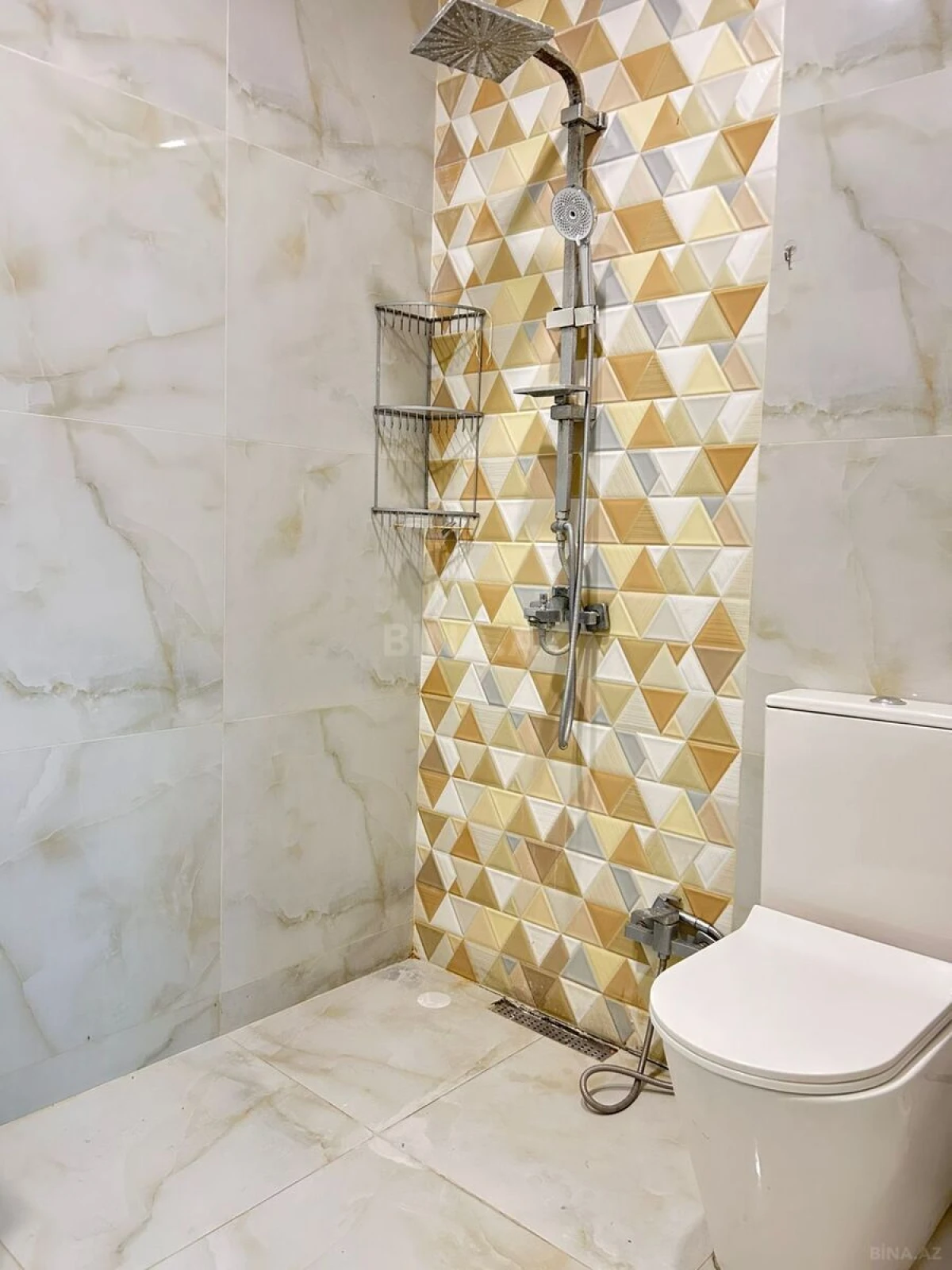 Kirayə verilir 3 otaqlı mənzil 80 m²