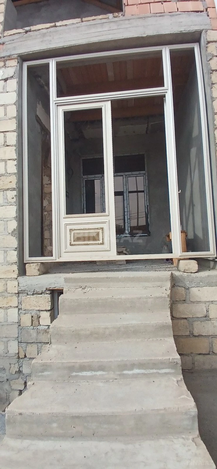 Satılır 4 otaqlı həyət evi 120 m²