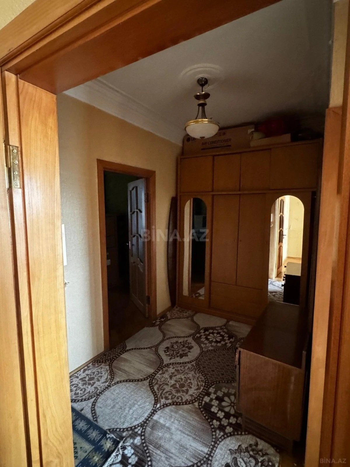 Kirayə verilir 2 otaqlı mənzil 63 m²