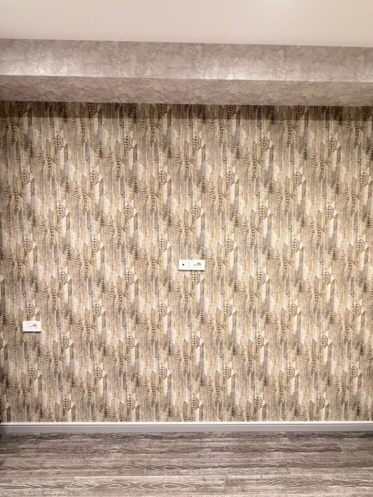 Satılır 2 otaqlı mənzil 75.5 m²