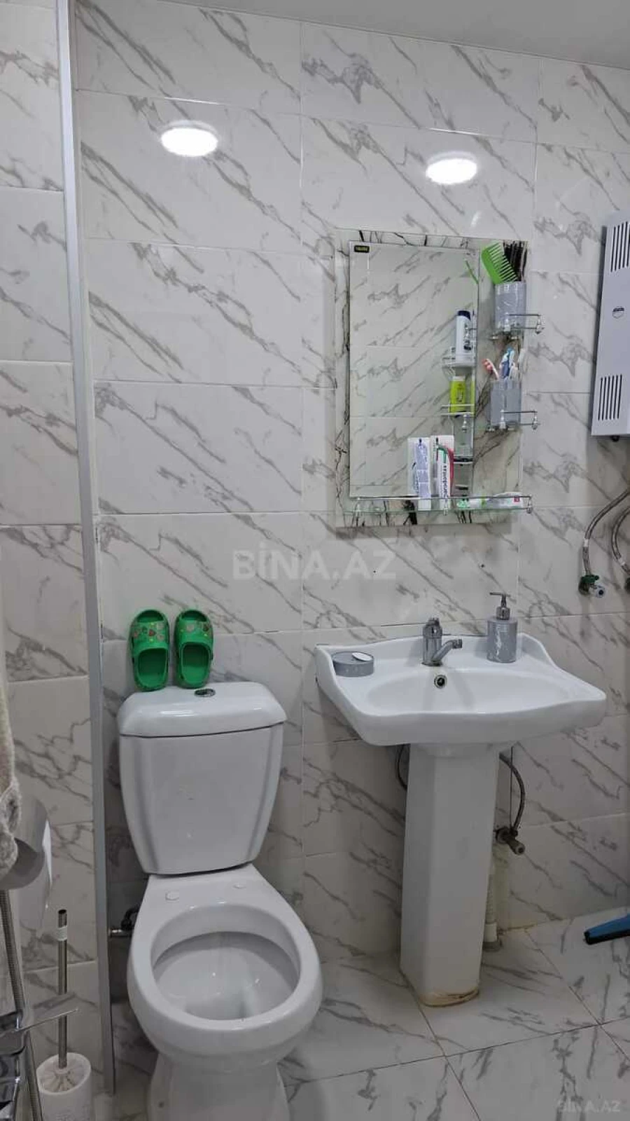 Satılır 2 otaqlı mənzil 33 m²