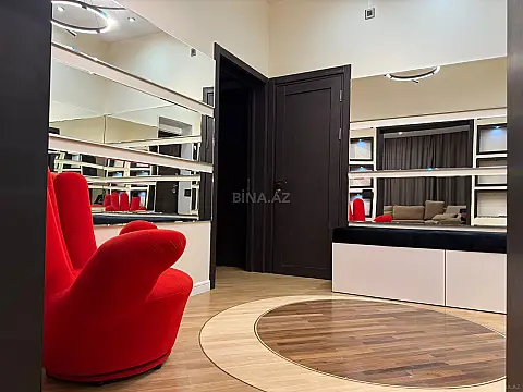 Kirayə verilir 2 otaqlı mənzil 80 m²