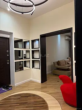 Kirayə verilir 2 otaqlı mənzil 80 m²