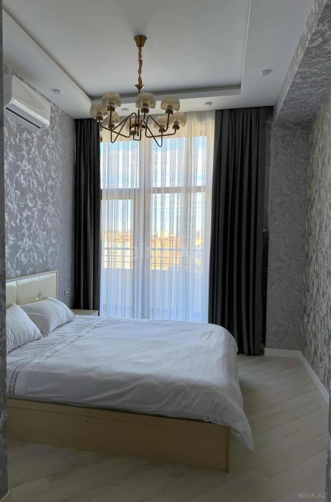 Kirayə verilir 3 otaqlı mənzil 120 m²