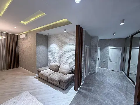 Kirayə verilir 3 otaqlı mənzil 120 m²