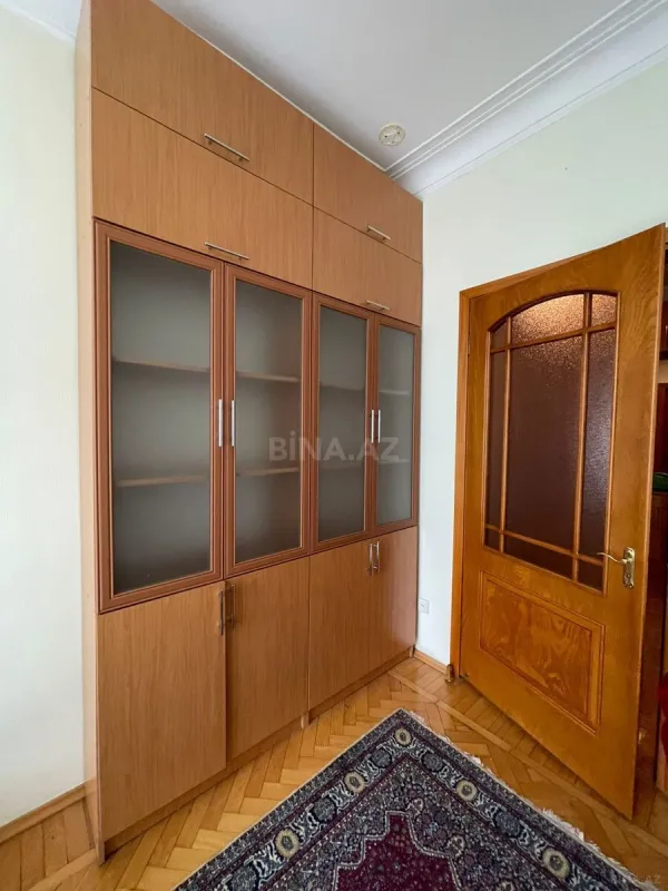 Kirayə verilir 3 otaqlı mənzil 80 m²