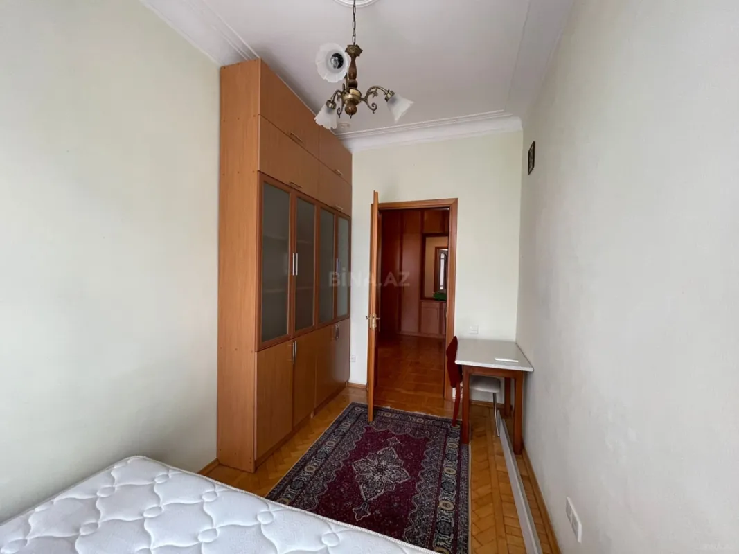 Kirayə verilir 3 otaqlı mənzil 80 m²
