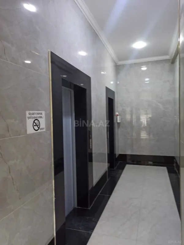 Satılır 3 otaqlı mənzil 145 m²
