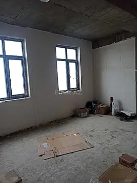 Satılır 3 otaqlı mənzil 145 m²