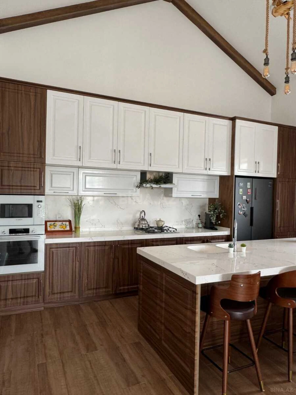 Satılır 5 otaqlı həyət evi 155 m²