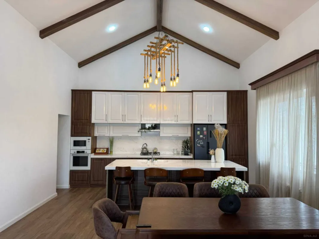 Satılır 5 otaqlı həyət evi 155 m²