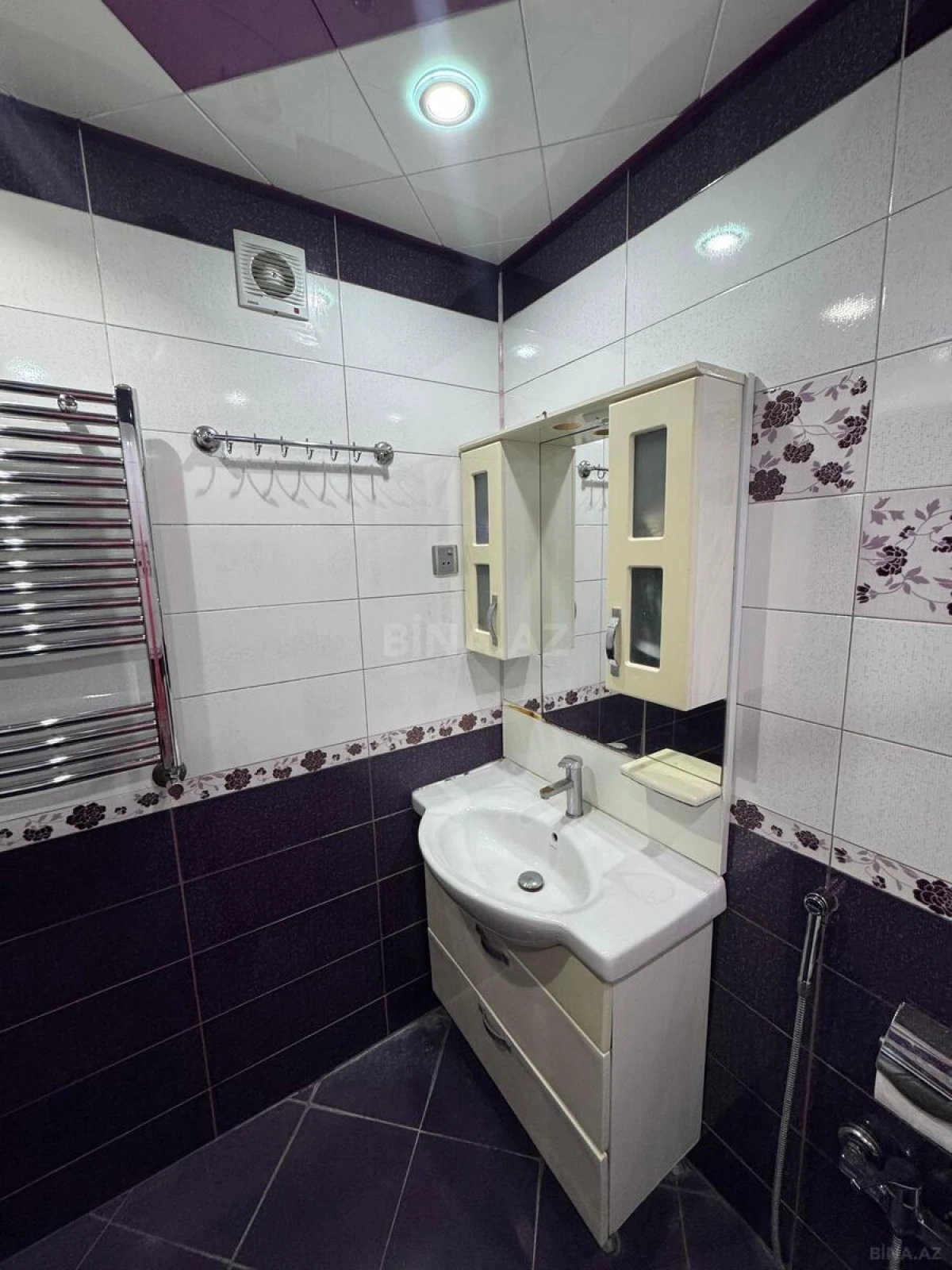 Satılır 3 otaqlı mənzil 100 m²